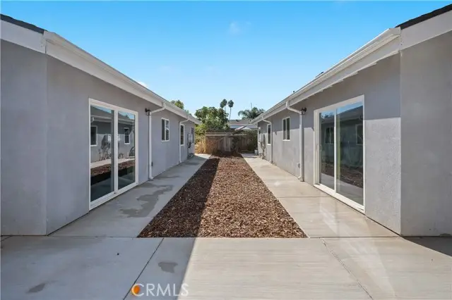 7445 Balcom Avenue, Reseda, CA 91335 - #1