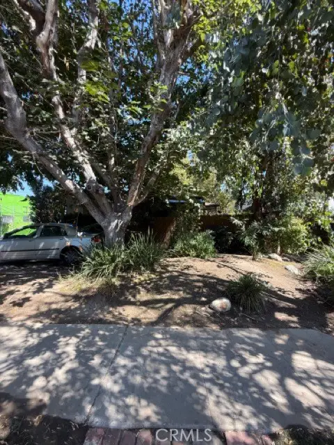 10945 Hesby, North Hollywood, CA 91601 - Image #1