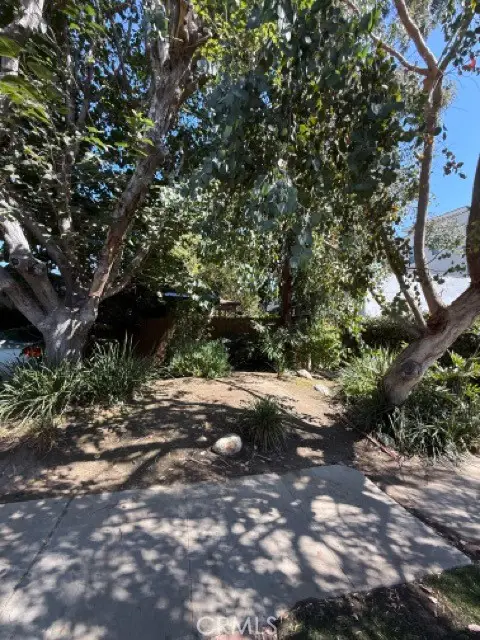10945 Hesby, North Hollywood, CA 91601 - Image #3