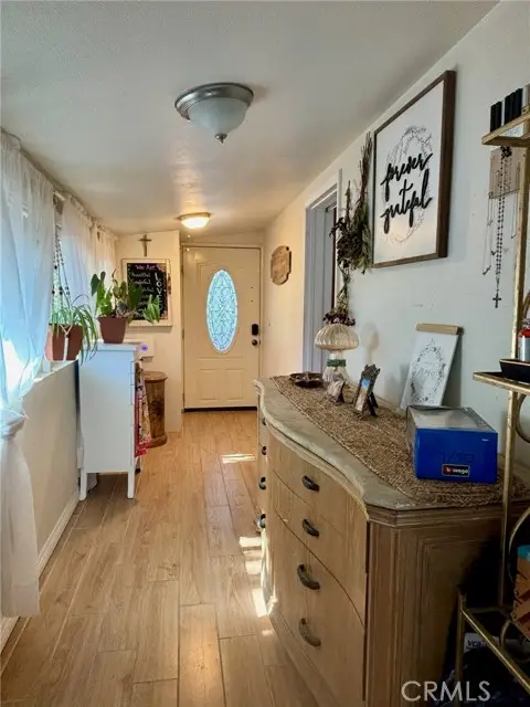 17713 Valley Trail, Lake Hughes, CA 93532