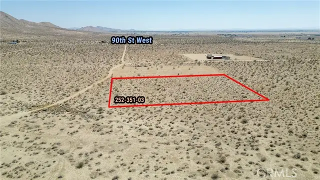 0 Ptn Of Se1/4 Sec18 T9 R13 Excl of MR, Rosamond, CA 93560 - #3