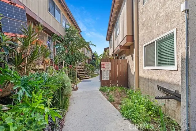 7320 Lennox  #F7, Van Nuys, CA 91405 - #2