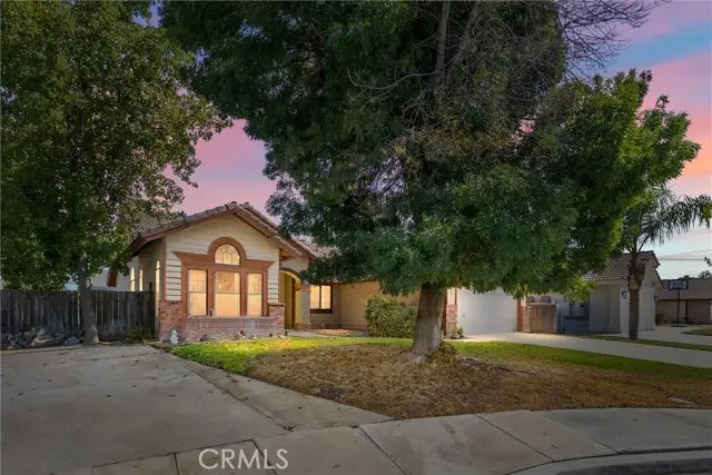 6910 Safflower, Bakersfield, CA 93313 - Image #2