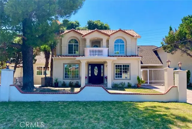 7135 Geyser Avenue, Reseda, CA 91335 - Image #2