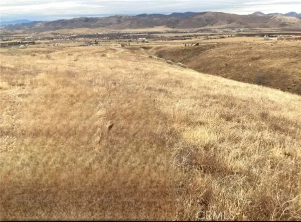 183 Siskiyou Drive, Tehachapi, CA 93561