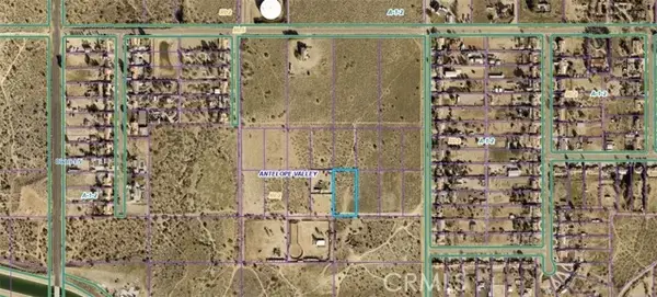 52 Vic Avenue T12 Vic, Palmdale, CA 93552