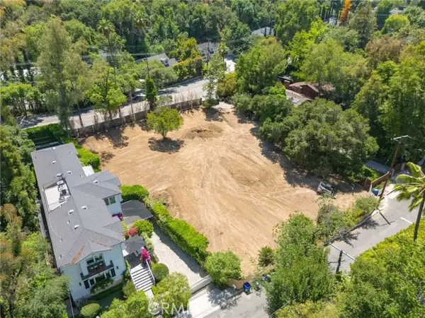 11452 Canton Drive, Studio City, CA 91604