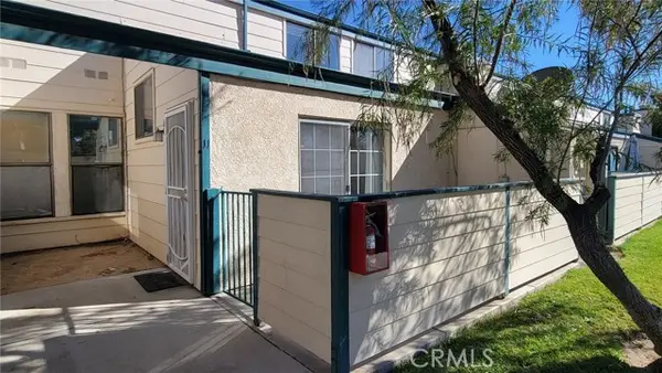 44520 15th East  #11, Lancaster, CA 93535