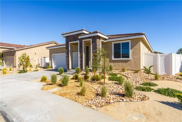 45628 Rachel Avenue, Lancaster, CA 93535 - #2