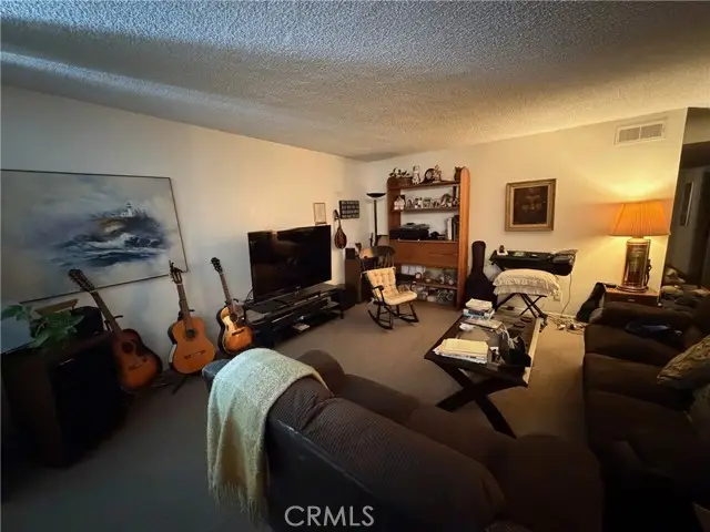 5301 Balboa Boulevard  #F2, Encino, CA 91316 - Image #2