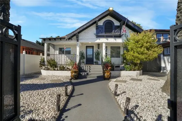 919 49th, Los Angeles, CA 90037