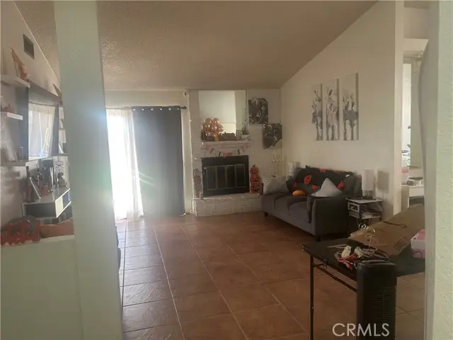37121 Casa Grande, Palmdale, CA 93550 - #2