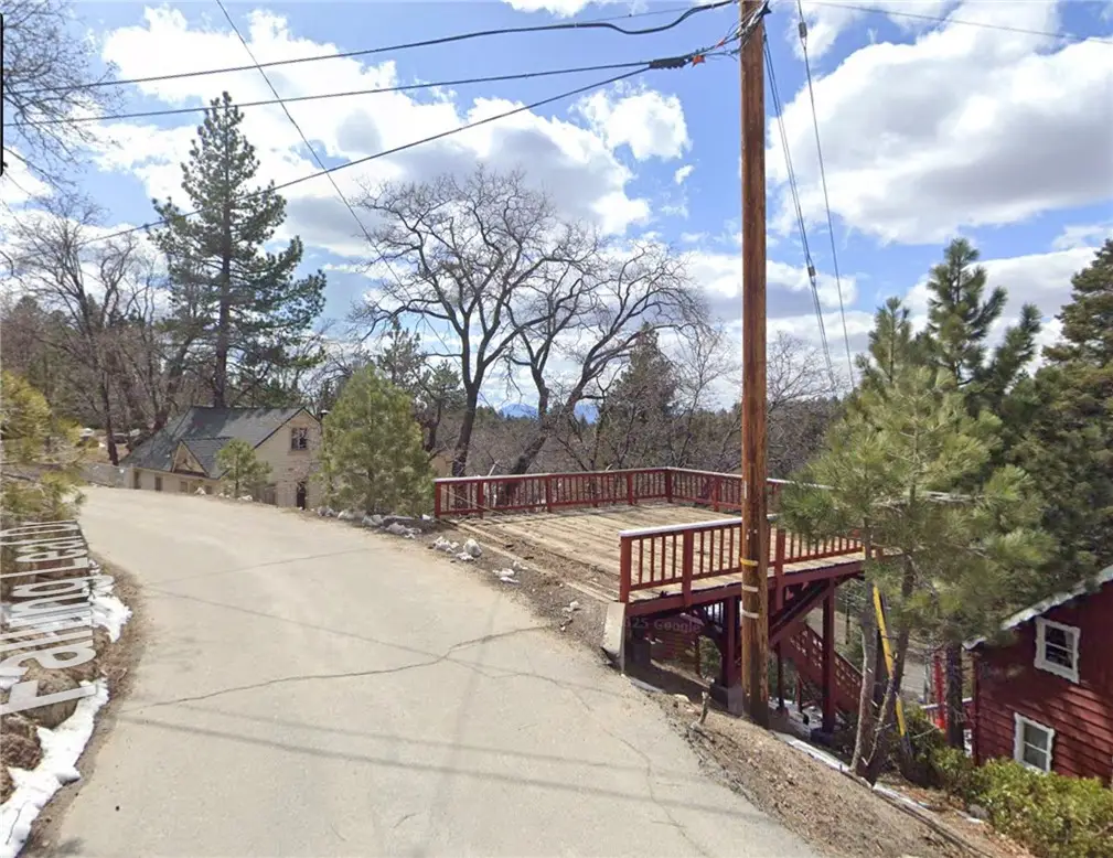 33355 Falling Leaf Dr, Green Valley Lake, CA 92341 - Image #1