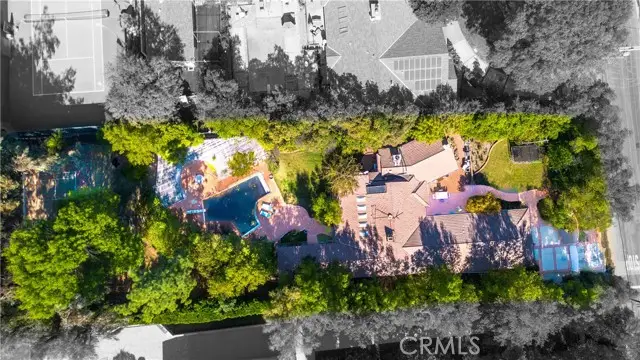 5433 Shirley Avenue, Tarzana, CA 91356 - Image #1