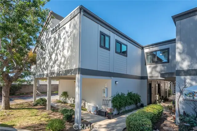 6458 Twin Circle Lane 3, Simi Valley, CA 93063 - Image #1