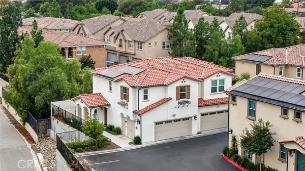 1740 Heywood St #B, Simi Valley, CA 93065