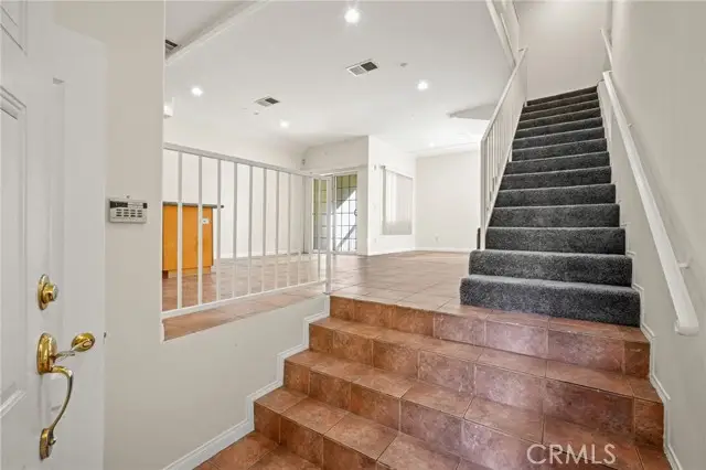 1201 Viola  #104, Glendale, CA 91202 - Image #3