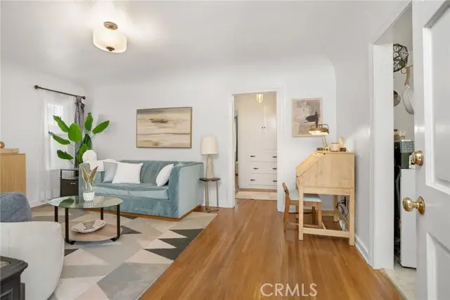 1323 5th Street, Glendale, CA 91201 - #1
