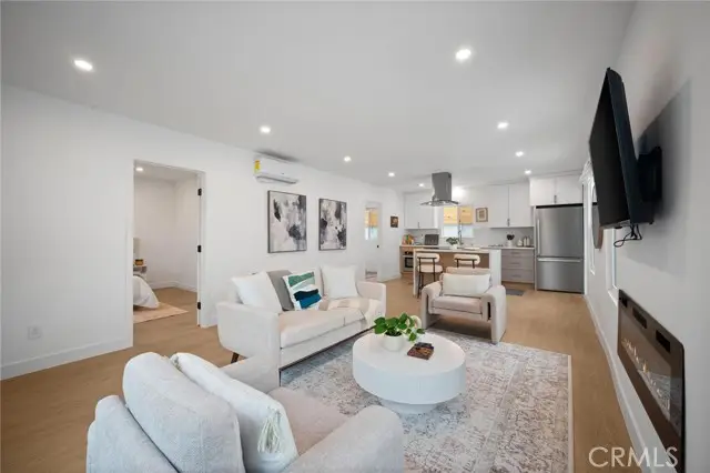 1626 Rimpau, Los Angeles, CA 90019 - Image #2