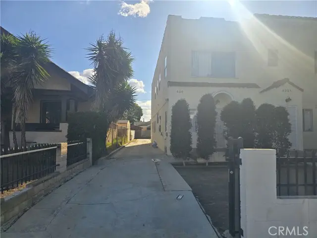 620 41st, Los Angeles, CA 90037 - Image #2