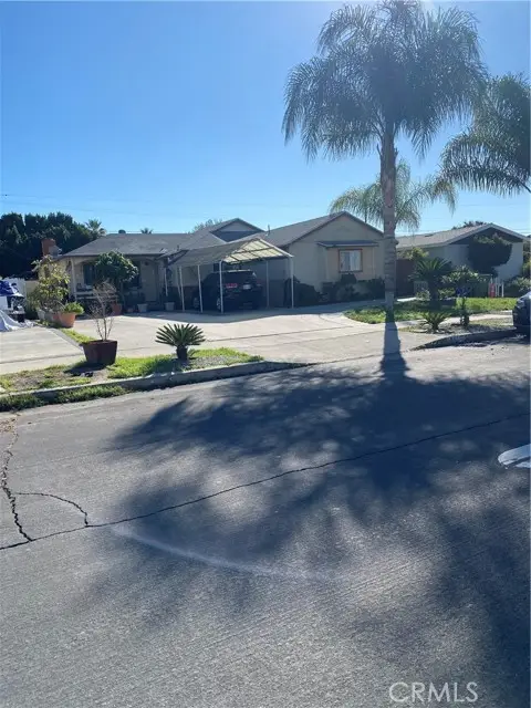 9716 Natick, North Hills, CA 91343