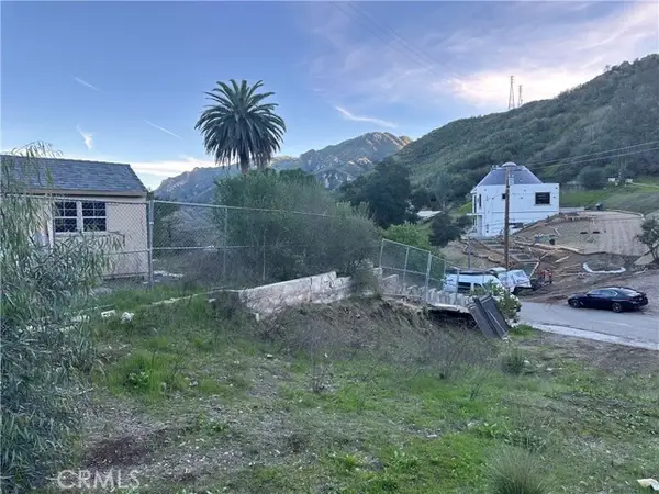 28923 Crags, Agoura Hills, CA 91301