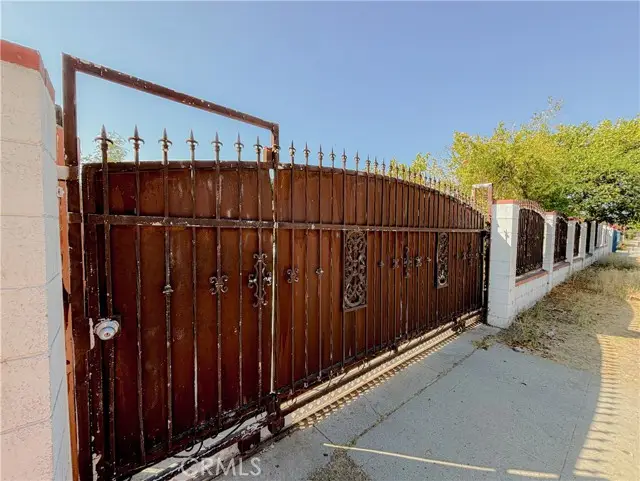 10416 Cantara, Sun Valley, CA 91352 - Image #2