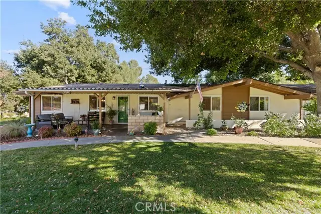 19348 Avenue Of The Oaks, Newhall, CA 91321 - #2