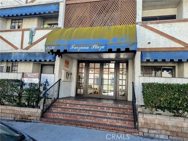 18530 Hatteras St Unit 329, Tarzana, CA 91356