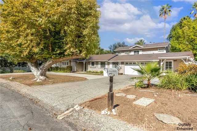 20555 Dumont Street, Woodland Hills, CA 91364 - #1