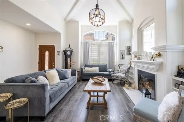 10012 Reseda Boulevard  #B, Northridge, CA 91324