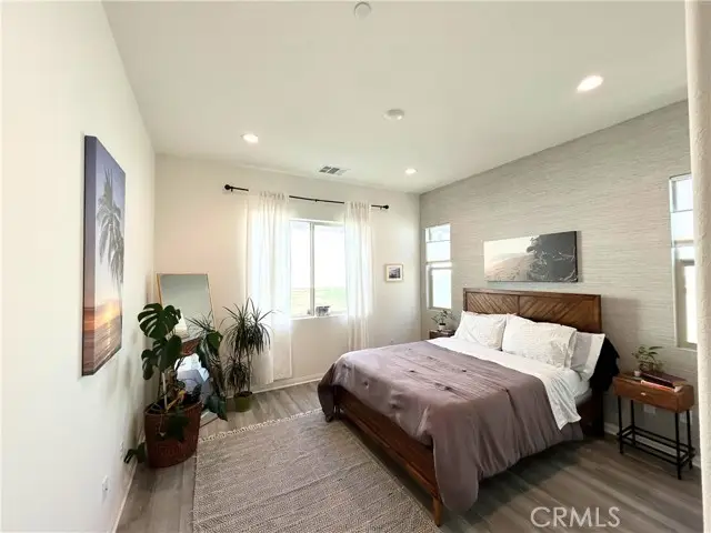 2111 Seville, Santa Paula, CA 93060 - #2