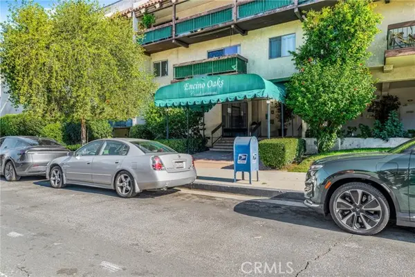 5460 White Oak  #F303, Encino, CA 91316