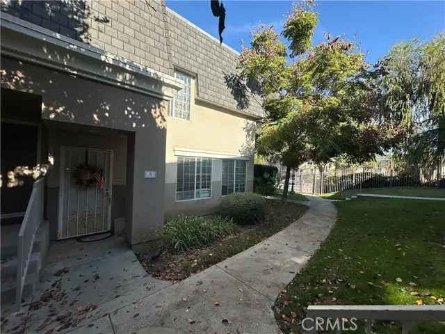 6561 Vanalden Ave  #5, Reseda, CA 91335 - Image #1