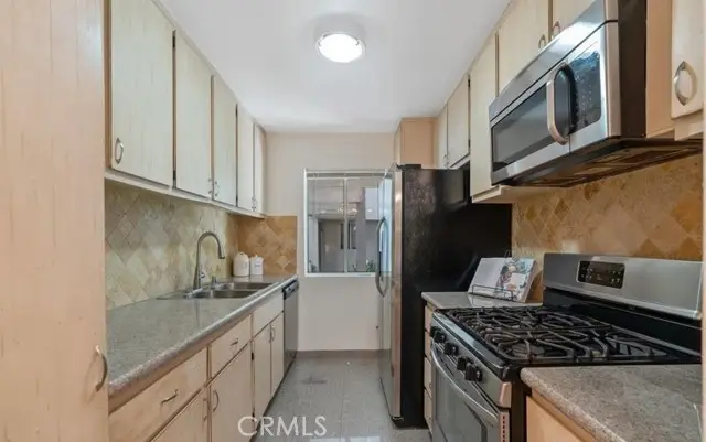 20134 Leadwell Street  #159, Winnetka, CA 91306 - Image #1