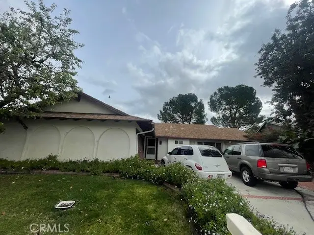 27468 Garza, Saugus, CA 91350 - #2