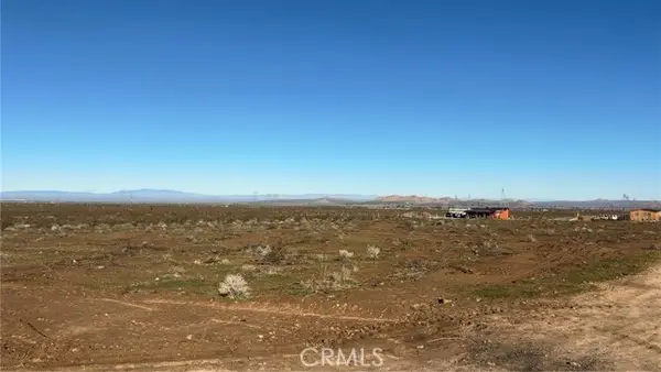 172 Avenue U, Palmdale, CA 93551