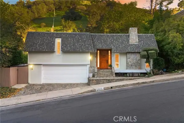 16982 Escalon Drive, Encino, CA 91436