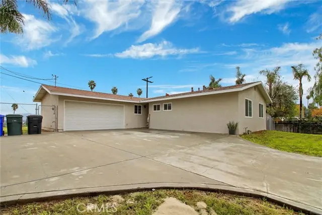4210 Estrada, Riverside, CA 92509 - Image #2