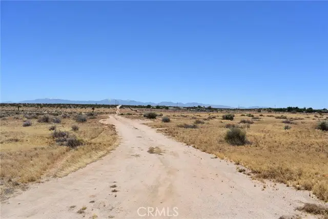 19500 Avenue F, Lancaster, CA 93535 - Image #3