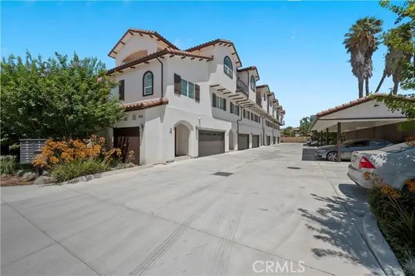 1755 Heywood  #201, Simi Valley, CA 93065