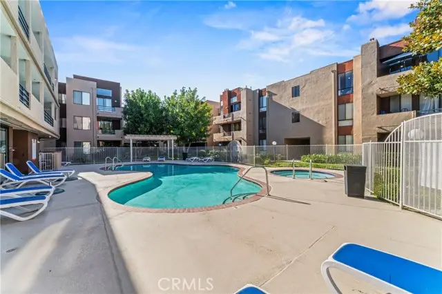 7826 Topanga Canyon Blvd  #308, Canoga Park, CA 91304 - Image #3