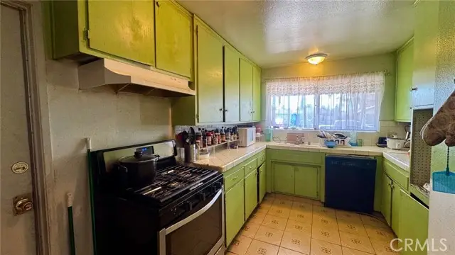2200 Julian, Bakersfield, CA 93304 - Image #2