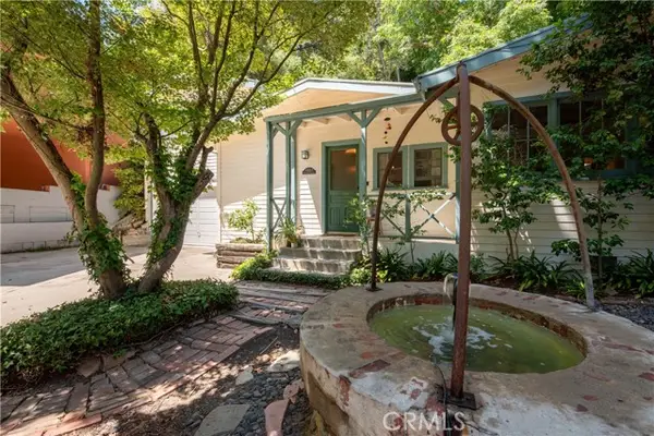 1551 Beverly Glen Boulevard, Los Angeles, CA 90077