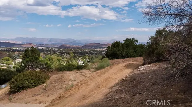 2 Dolin Lane, Newbury Park, CA 91320 - #1