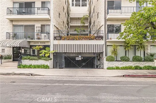 1115 Elm Drive  #301, Los Angeles, CA 90035