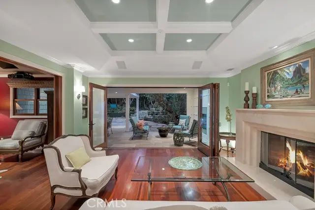 22122 Avenue Morelos, Woodland Hills, CA 91364 - Image #2