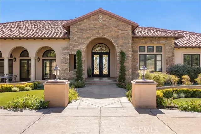 10727 Stallion Ranch Road, Sunland, CA 91040 - #1