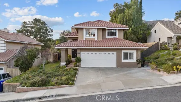 28741 Park Woodland, Saugus, CA 91390