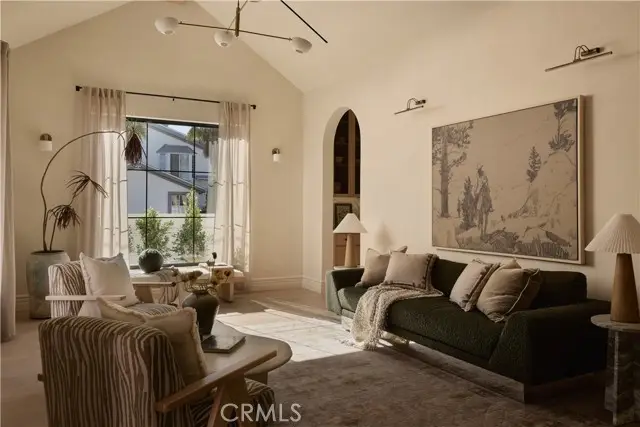 4605 Tobias Avenue, Sherman Oaks, CA 91403 - Image #2